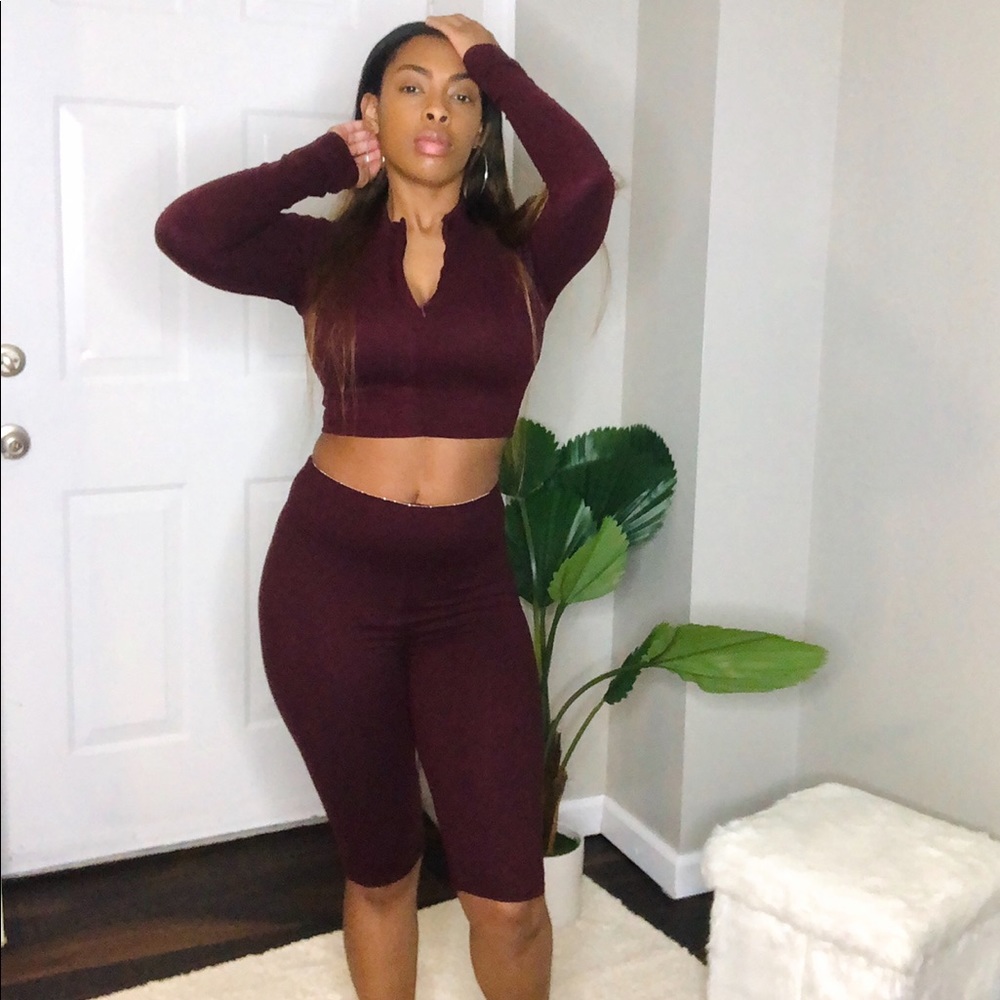 Burgundy biker set